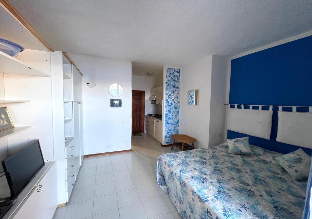 Appartement San Teodoro Punta Est Delizioso Monolocale Vista Mare Extérieur photo