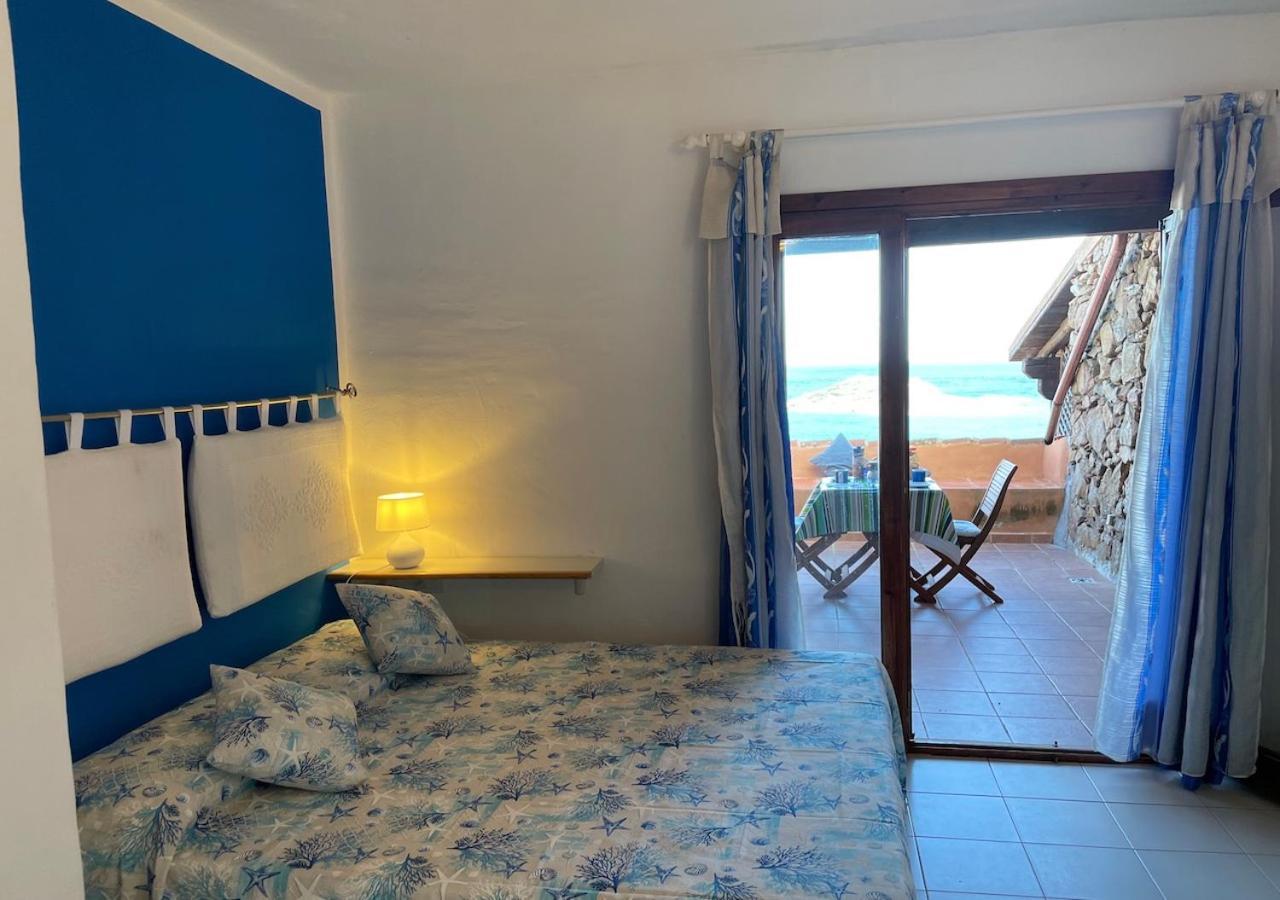 Appartement San Teodoro Punta Est Delizioso Monolocale Vista Mare Extérieur photo