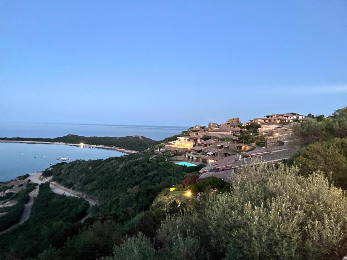 Appartement San Teodoro Punta Est Delizioso Monolocale Vista Mare Extérieur photo