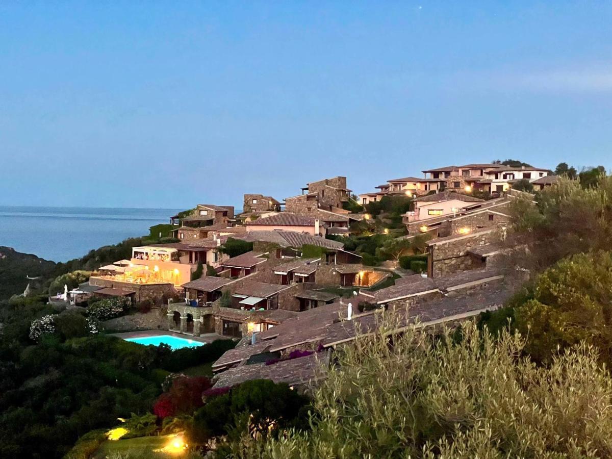 Appartement San Teodoro Punta Est Delizioso Monolocale Vista Mare Extérieur photo