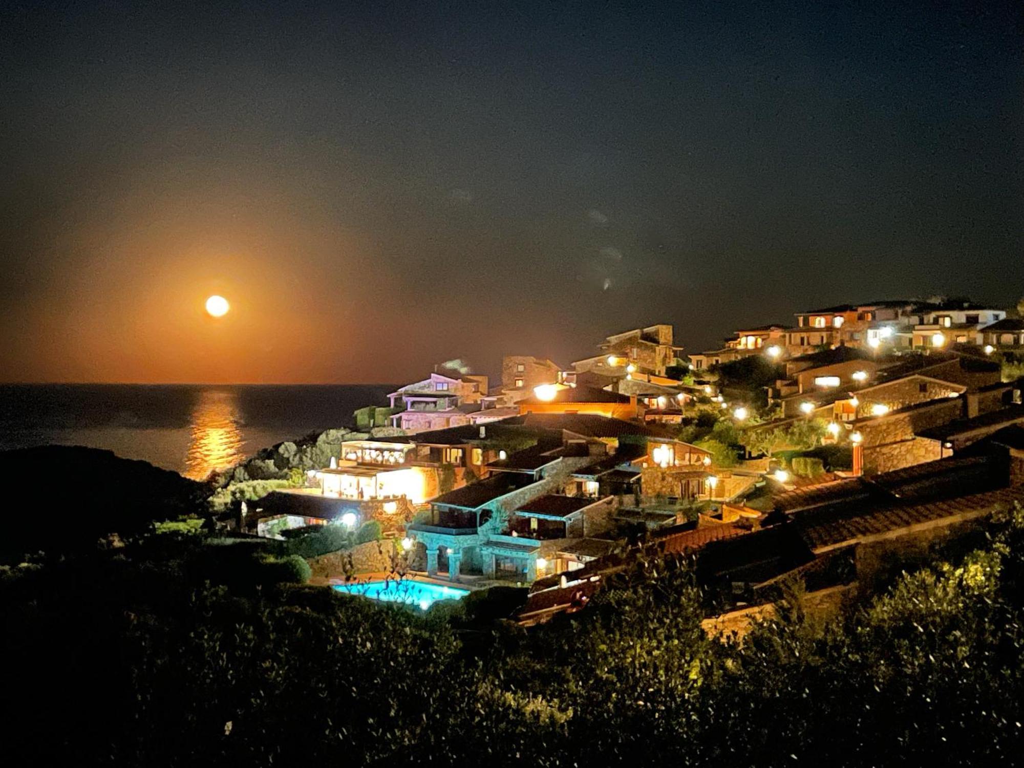 Appartement San Teodoro Punta Est Delizioso Monolocale Vista Mare Extérieur photo