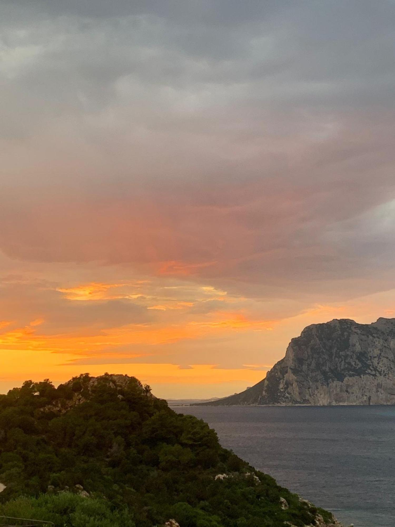 Appartement San Teodoro Punta Est Delizioso Monolocale Vista Mare Extérieur photo